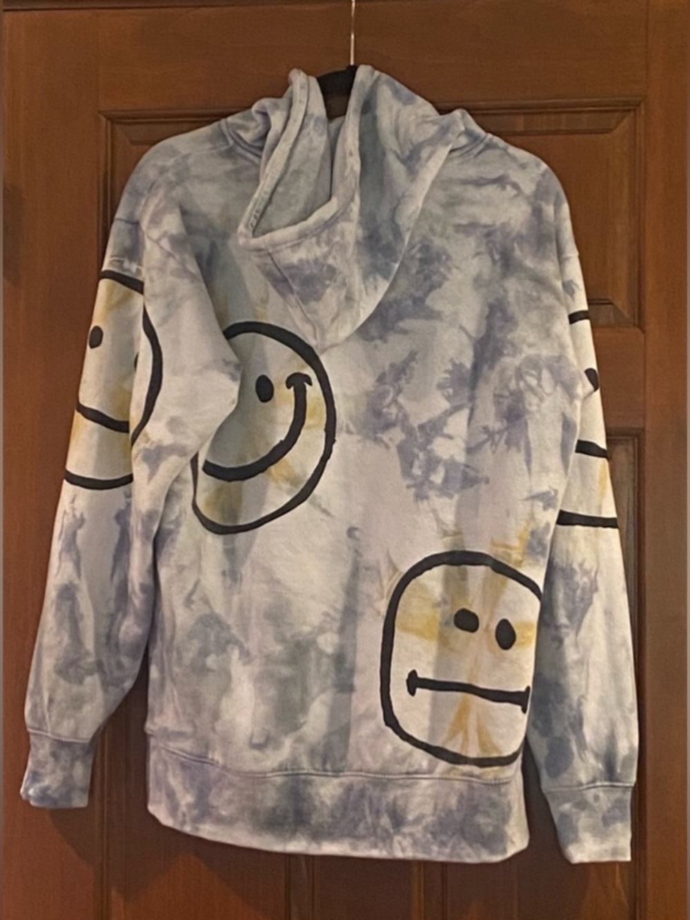 Urban Outfitters Market X Smiley Blue Tie-Dye Hoodie Size Small